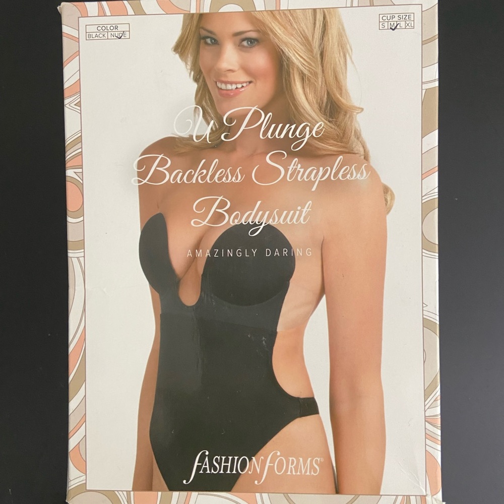 NIB: Fashion Forms u-plunge adhesive bodysuit, size M